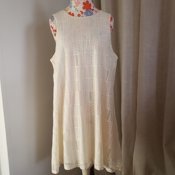 Almost Famous Dresses & Skirts - NWT Ivory summer dress